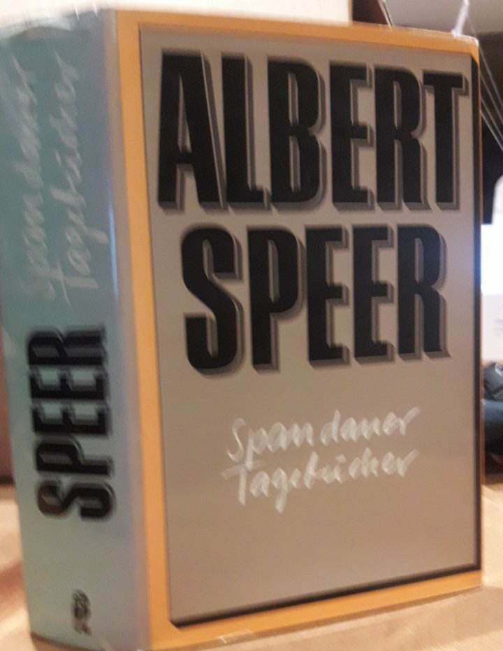 Albert Speer - Spandauer Tagebucher /  671 blz