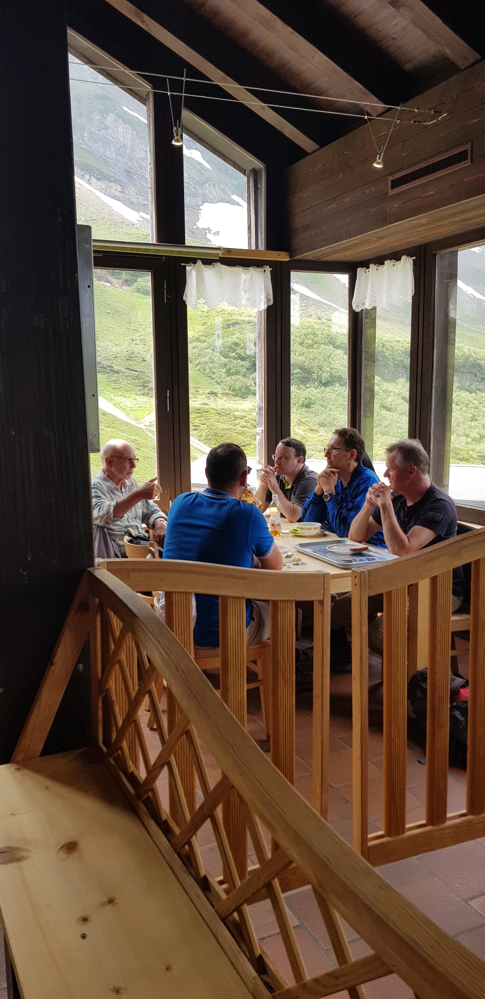 Mittagessen im Restaurant Alpstübli