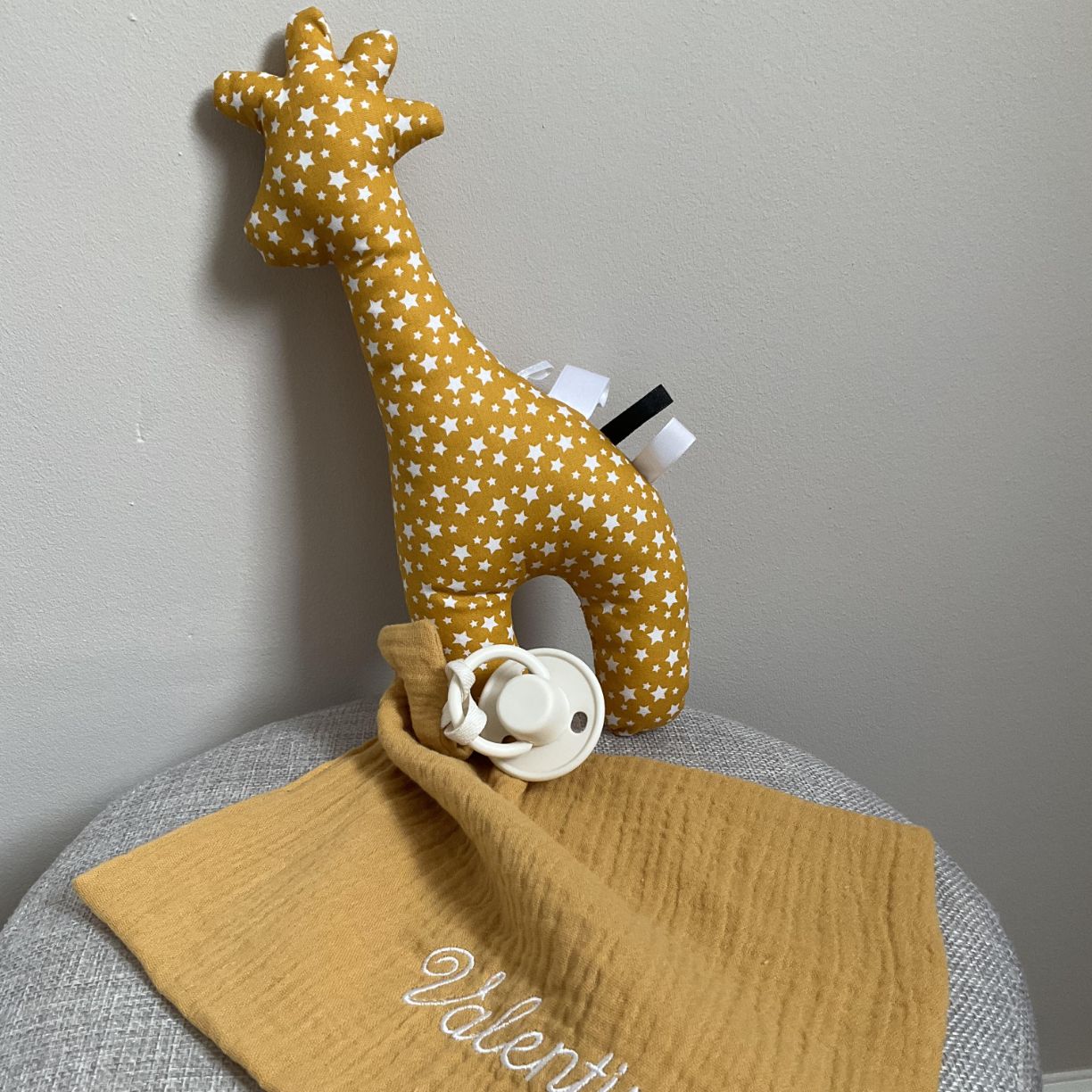 Knuffel Giraffe okergeel