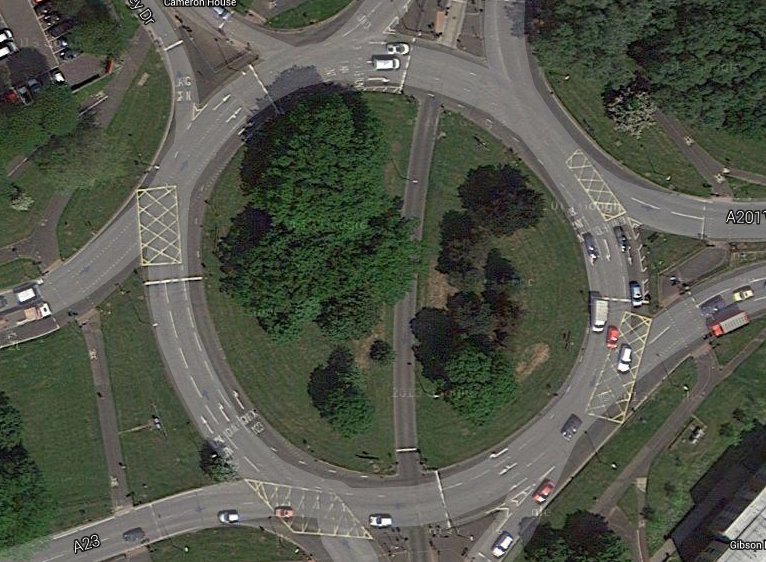 Tushmore Roundabout, Crawley